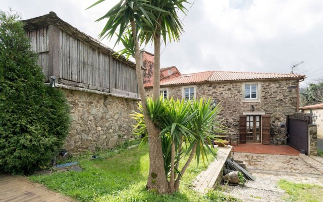 Quaint Mansion in Ortigueira with Sauna