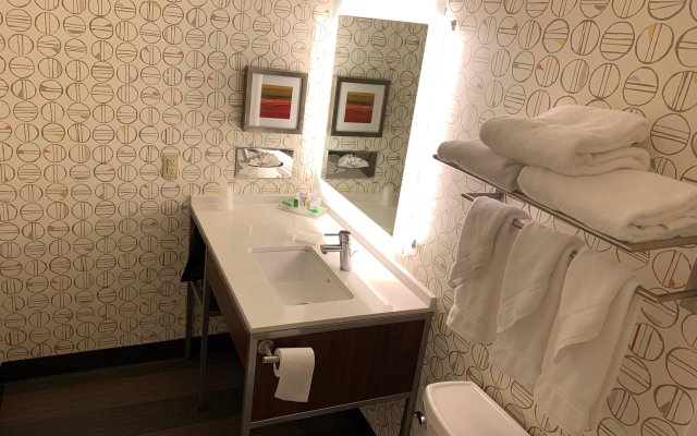 Holiday Inn Baton Rouge-South, an IHG Hotel
