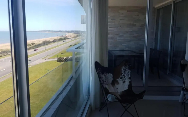 Departamento con terraza propia - Edificio Lumiere Punta del Este