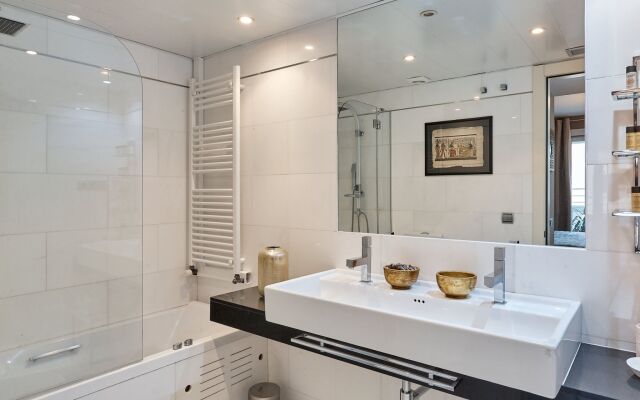 UD Apartments - Luxury Beach Apartment with Terrace