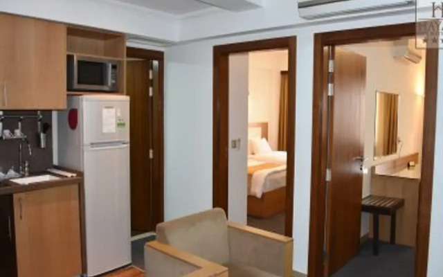 Hayali Suites Hotel