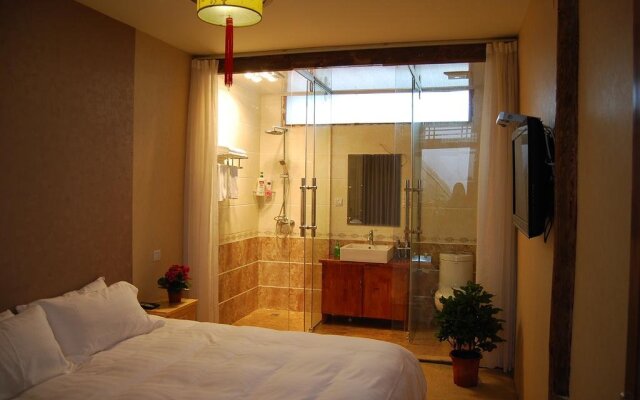 Li Jiang Ya Yue Hostel