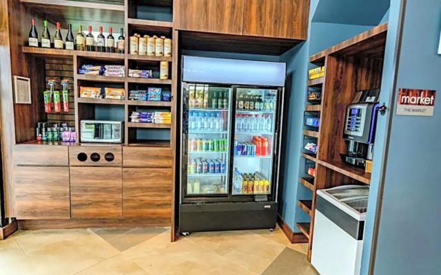 Courtyard by Marriott Santiago Airport