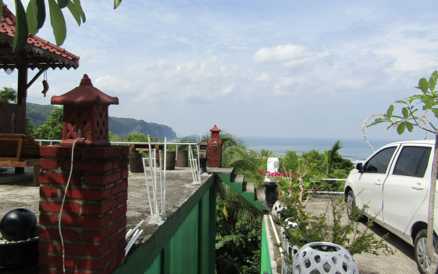 Losmen Kinasih Puncak & Gazebo Pandang