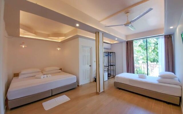 Kingsway Thoddoo Guest House