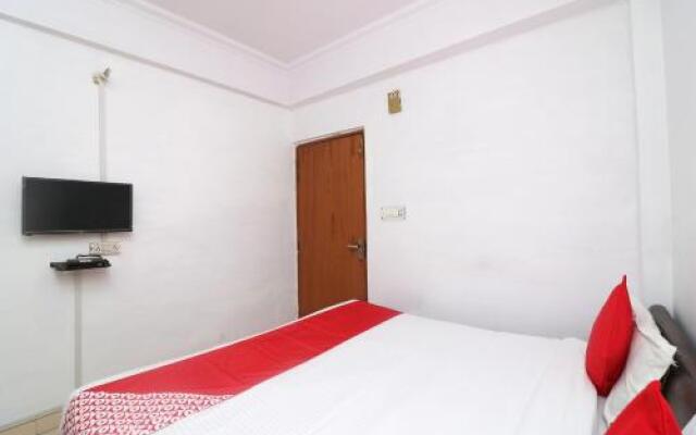 Oyo 24680 Hotel Devansh