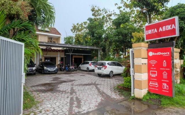 RedDoorz Syariah @ Colomadu 2