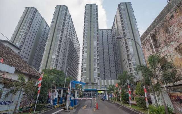 OYO 2396 Apartment Grand Asia Afrika By Prisma