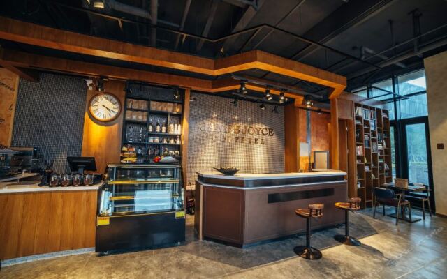 James Joyce Coffetel (Zhuhai Hengqin Port Chimelong Branch)