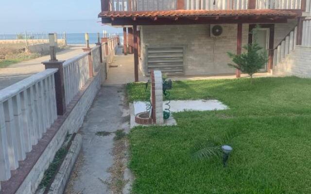 Νεα Μεσσαγγαλα Luxury Suite by Makhome No 2