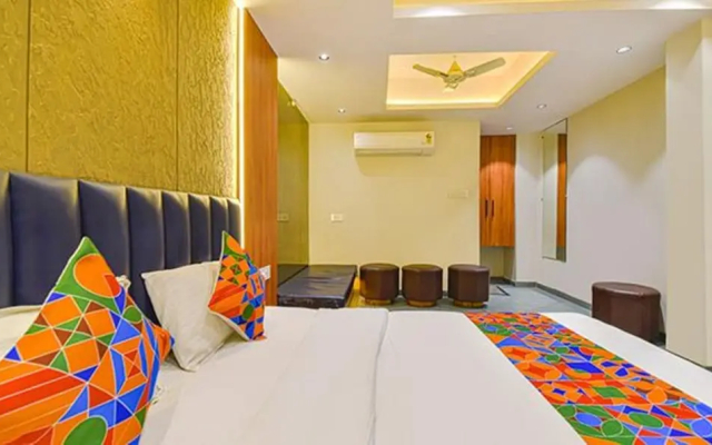 Fabhotel Udhna Inn