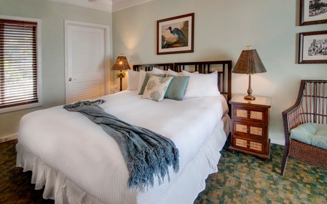 Coconut Palm Inn