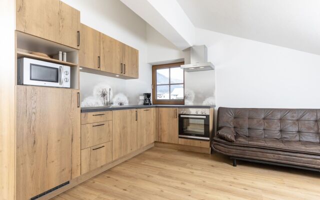 Lavish Apartment in Kaltenbach Near Ski Area
