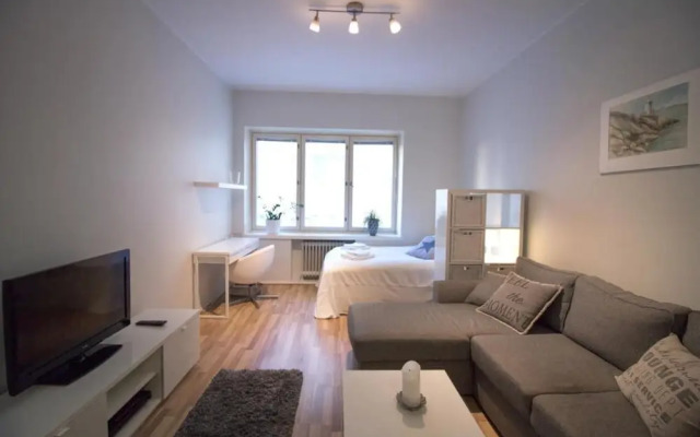 2ndhomes Comfy Apartment near the Sea