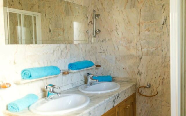 Villa Luxury Puerto Marina