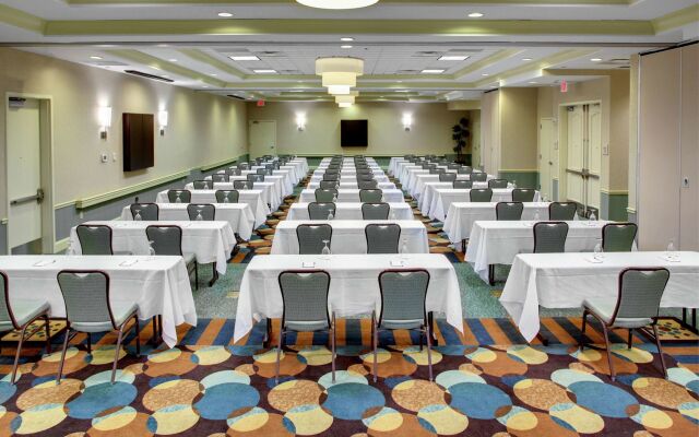 Hilton Garden Inn Richmond Airport