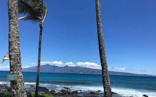 Beachfront Maui Penthouses