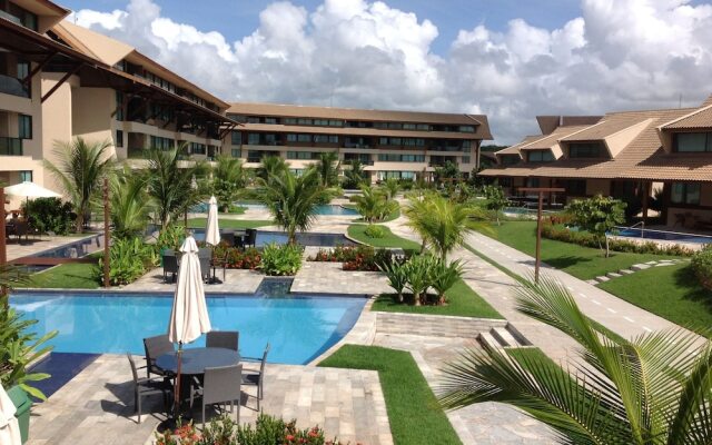 Flat Nui Supreme Beach Living
