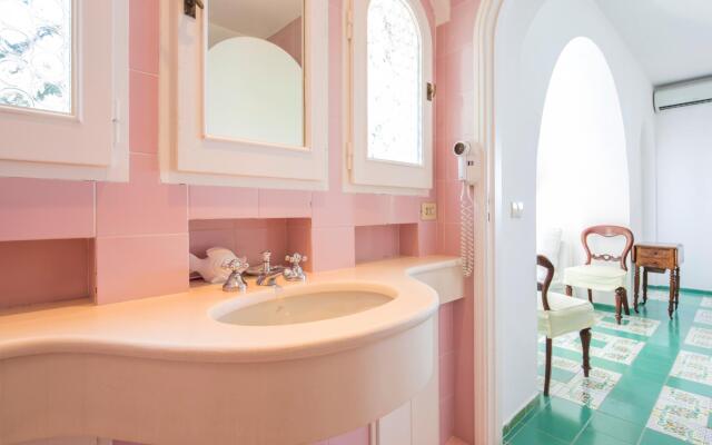 Estate4home - Villa Bougainville