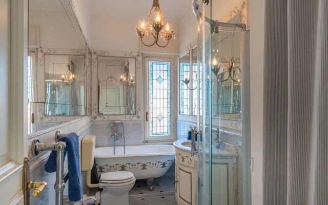 Pieds Dans Leau Riva Ligure