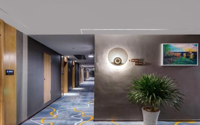 Jinjiang Metropolo Nanjing Confucious Qinhuai Classical Hotel