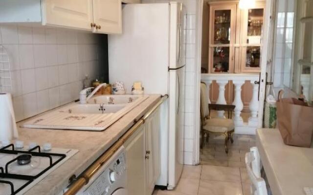 Cannes Mimosas One Bedroom