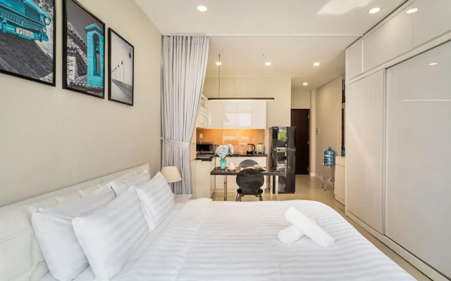 WE HOME Ton That Tung