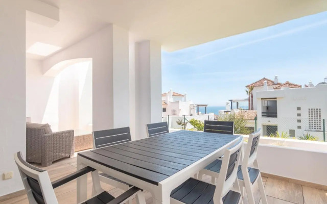 2149-Amazing groundfloor 3 bedrooms on golf, pools