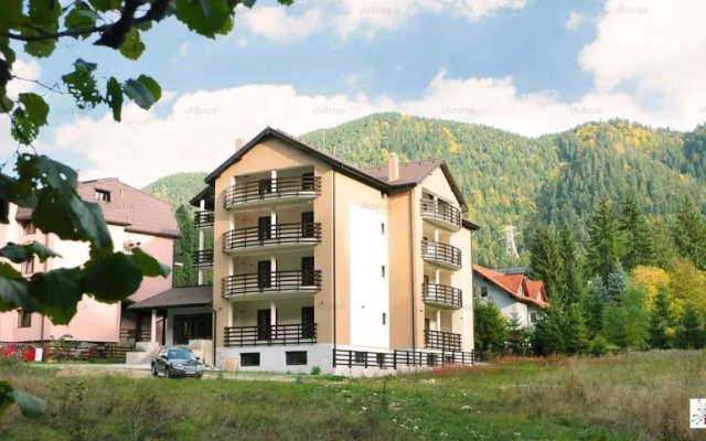 Apartament Andra