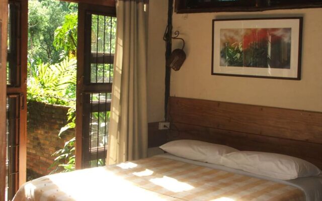 Tharnthong Lodges