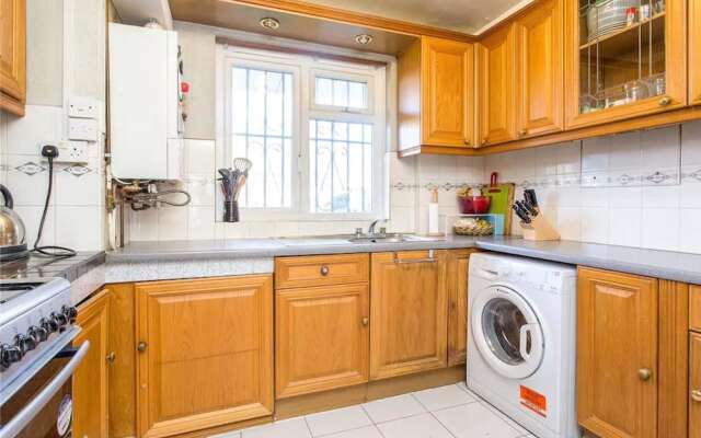 Spacious 3 Bedroom Flat in Islington