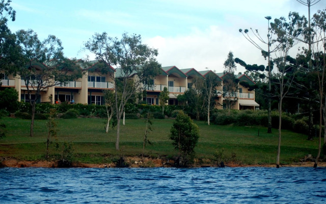 Tinaroo Lake Resort