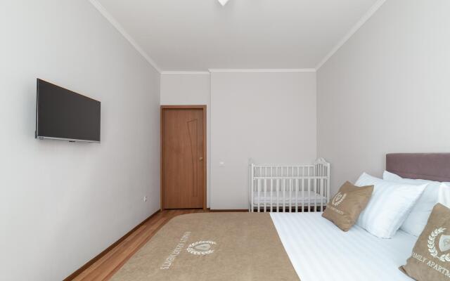 Family Apartments (Фэмили Апартментс) на улице Жлобы 145
