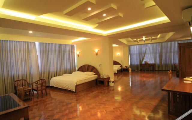 Hotel Varanathi