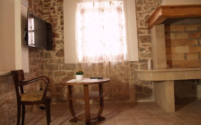 Dalmatian Holiday House Kate, Sleeps 6