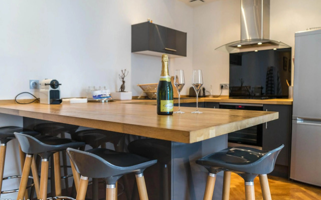 Charming Haussmannien 50m2 - city center