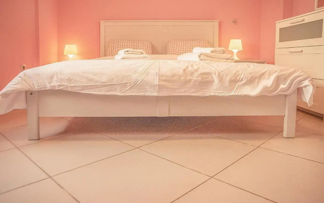 Spacious1 Bedroom Flat In The Heart Of Athens