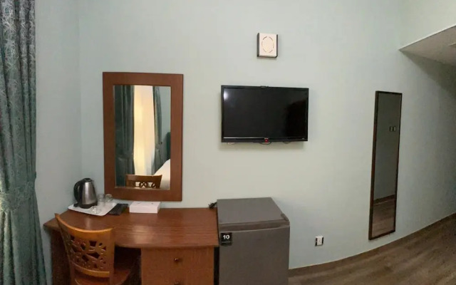 Hkh Hotel
