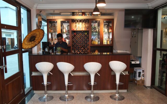 Hotel Lux