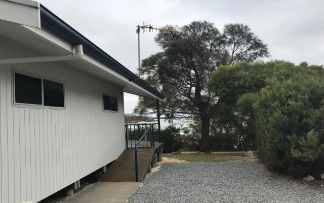 Rest A Shore Coffin Bay