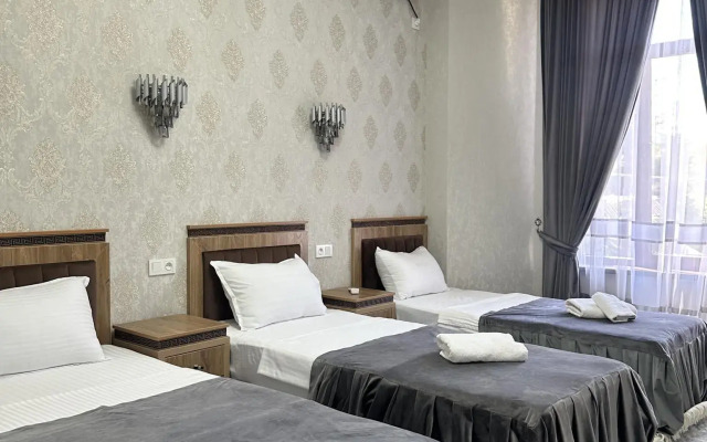 Anor Guest House (Анор)