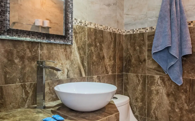 IRIS Studios & Apartments