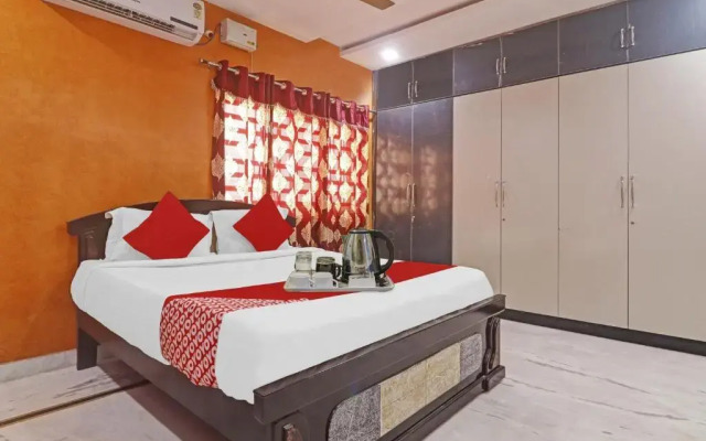 OYO Royal Stay Near Mantra Mall