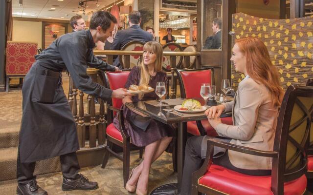 The Raphael Hotel, Autograph Collection