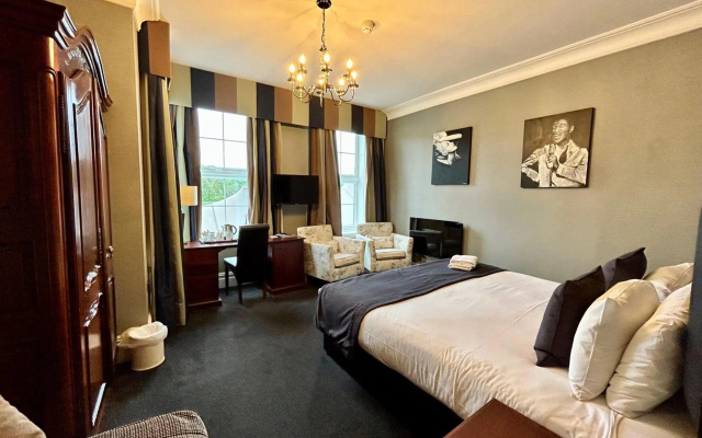 Balmer Lawn Hotel