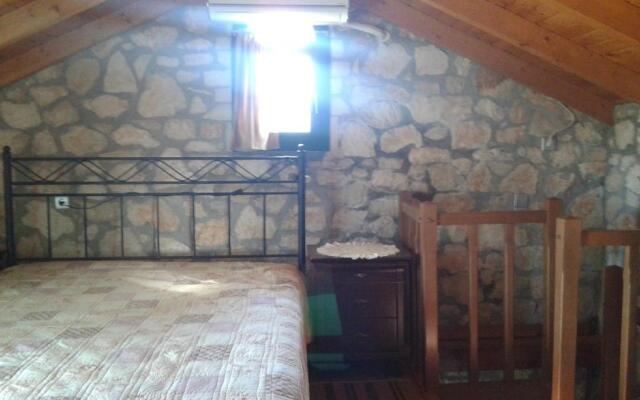 The Stone House-Zacharatos Nikolaos