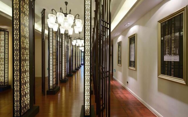 The White House Hotel Guilin