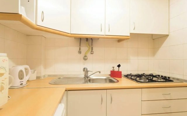 Top Location Beautiful Apartment!