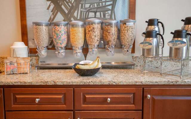 Best Western Plus Westgate Inn & Suites