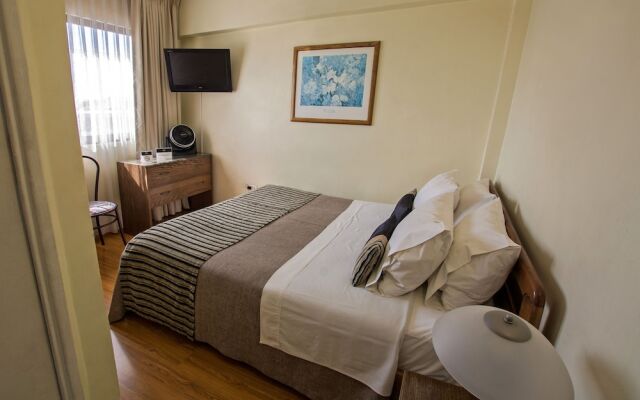 Hotel Dacarlo